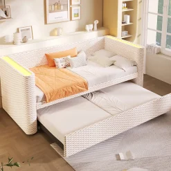 Lit 90x200 cm convertible en 180x200 cm avec revêtement velours beige et bande LED contrôlée par application><noscript><img width=