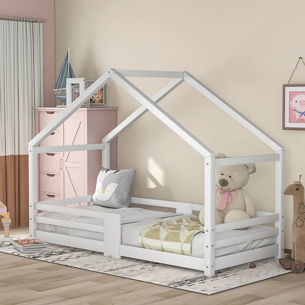 Lit 90x200 cm en bois massif blanc, forme maison avec cheminée, barrières anti-chute 4 côtés et lattes rigides>Redom Outlet