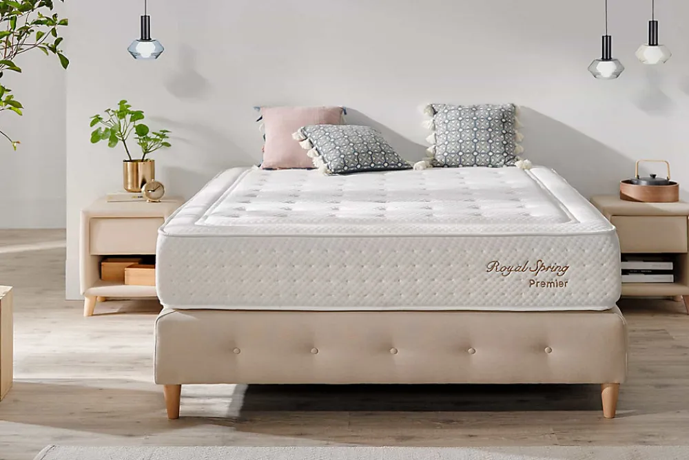 Matelas Royal Spring Premier en Latex HR 30, 140x200cm ->Moonia Hot