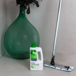 Nettoyant concentré carrelages et sols plastiques SoluVert 1L>Starwax Discount