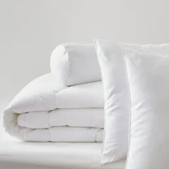 Pack Couette Blanrêve très chaude 260 x 240 + 2 Oreillers 60 x 60 + Polochon 160 Polycoton "Confort" traité Anti Acarien>Blanreve New