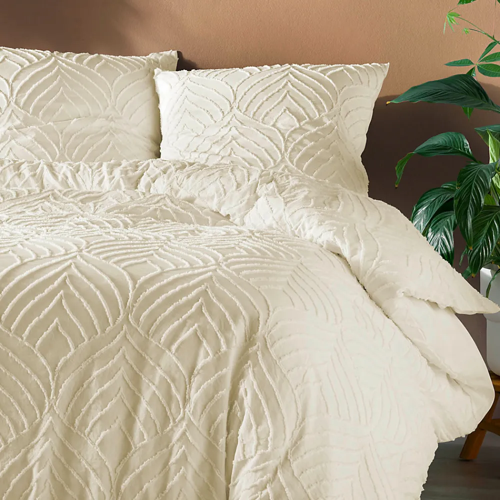 Parure 3 pièces 220x240cm tufté ivoire - 220x240cm - Ivoire>Douceur D'Intérieur Discount