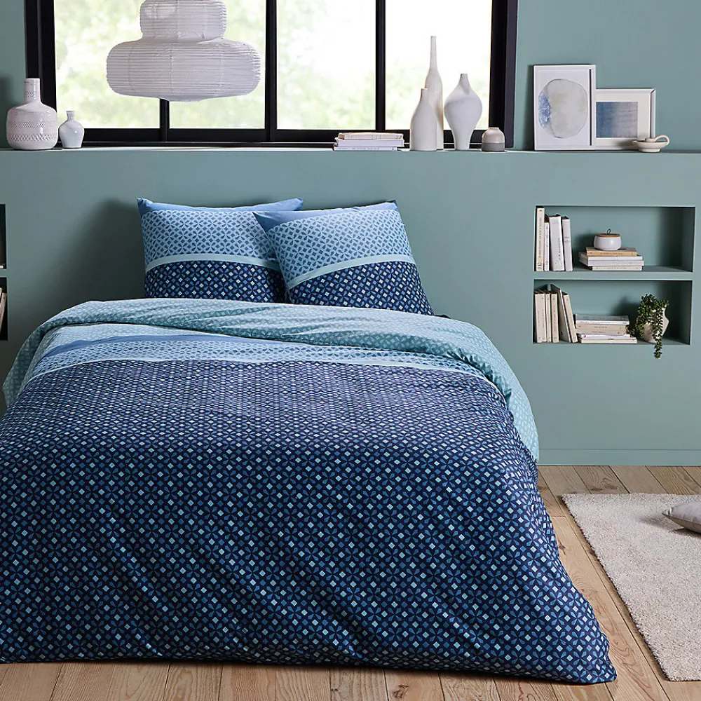 Parure de lit 2 personnes géométrique en microfibre 260x240cm>Future Home Outlet