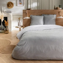 Future Home Parure de lit 2 personnes en coton 57 fils imprimé blanc 260x240cm* Parure De Lit