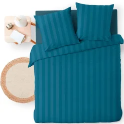 Parure de Lit 240 x 220 cm + 2 Taies Microfibre Unie CLÉO Bleu><noscript><img width=