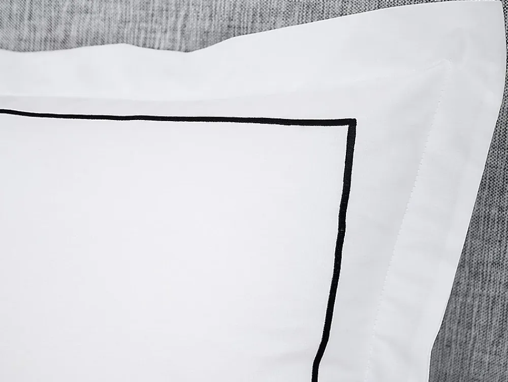 Vente-unique Parure de lit percale de coton 80 fils/cm² - Housse de couette 220 x 240 cm + 2 taies d'oreiller - Blanc bourdon noir - CHARMY* Housse De Couette