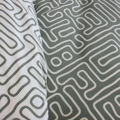 Linnea Parure de lit 140x200 cm en microfibre PARCHEMIN vert motif graphique 2 pièces* Parure De Lit