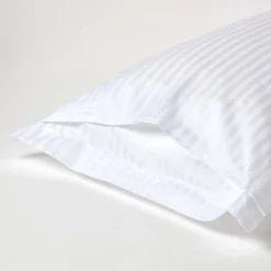 Taie d'oreiller à  volants blanc satin rayé en coton égyptien 330 fils, 50x75 cm -><noscript><img width=