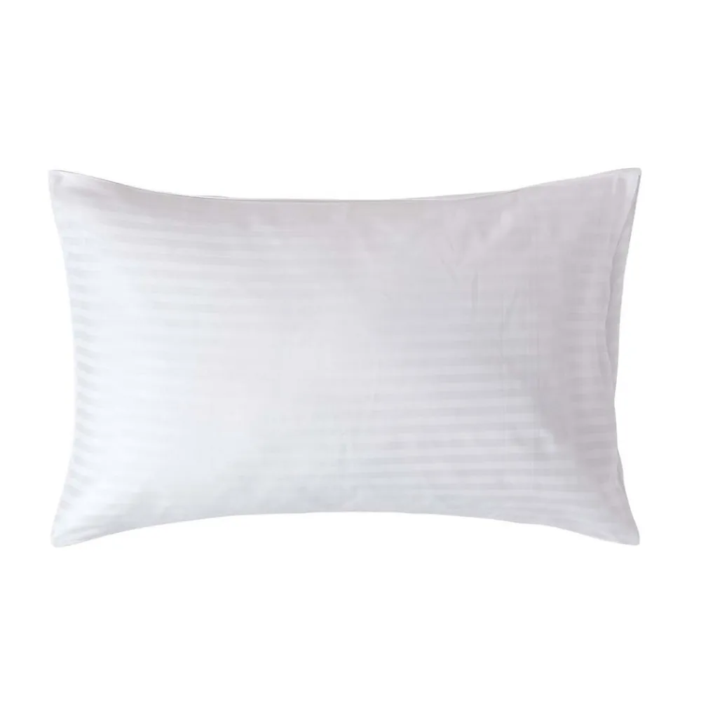 Taie d'oreiller blanc satin rayé en coton égyptien 330 fils, 50x75 cm ->Homescapes Outlet