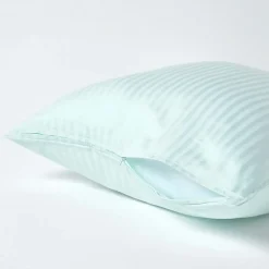 Homescapes Taie d'oreiller bleu satin rayé en coton égyptien 330 fils, 60x60 cm -* Taie D'Oreiller
