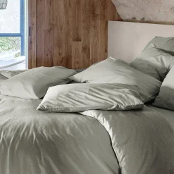 Taie d'oreiller PALACE pur coton lavé 65x65 cm uni vert laurier><noscript><img width=