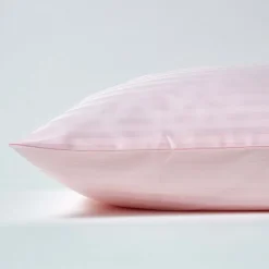 Homescapes Taie d'oreiller rose satin rayé en coton égyptien 330 fils, 80x80 cm -* Taie D'Oreiller