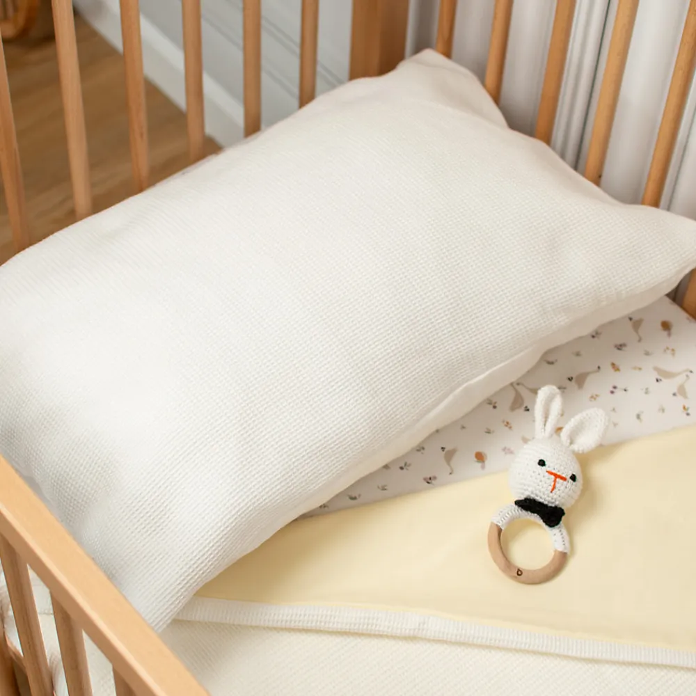 Taie d'oreiller unie en coton nid d'abeille>Sevira Kids Sale