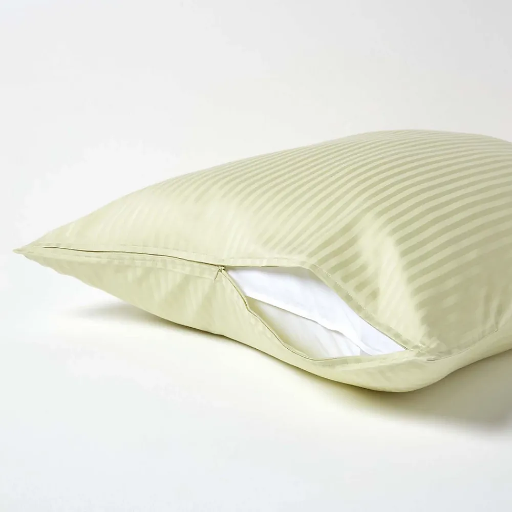 Homescapes Taie d'oreiller vert sauge satin rayé en coton égyptien 330 fils, 80x80 cm -* Taie D'Oreiller