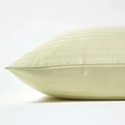 Homescapes Taie d'oreiller vert sauge satin rayé en coton égyptien 330 fils, 40x80 cm -* Taie D'Oreiller