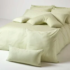 Homescapes Taie d'oreiller vert sauge satin rayé en coton égyptien 330 fils, 60x60 cm -* Taie D'Oreiller