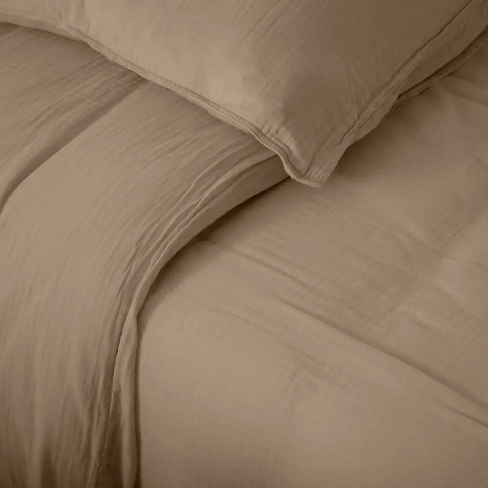 Taie d'oreiller 50x70 cm mousseline de coton MILOS marron camel>Linnea Online