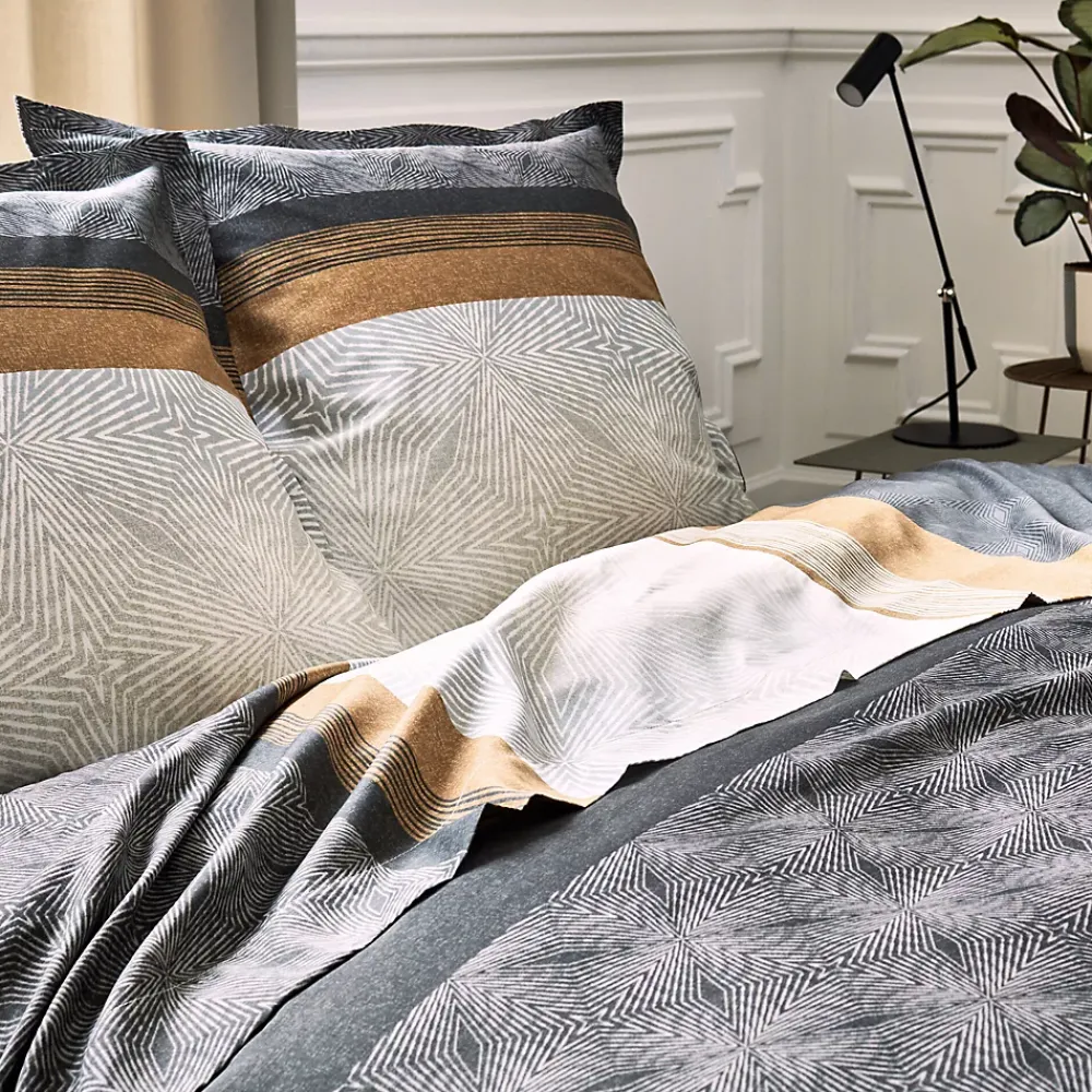 Linnea Taie d'oreiller 65x65 cm satin de coton TIAGO noir* Taie D'Oreiller